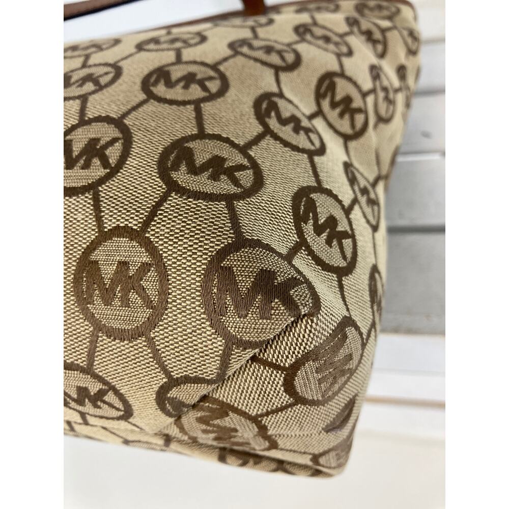 Michael Kors, Nwt Large Canvas Signature Print Sh… - image 8